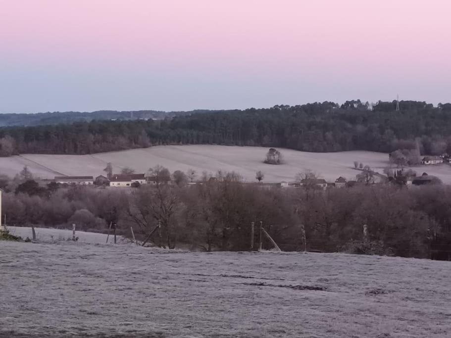 Gite Aux Bois D'En Temps Lunas (Dordogne) Exterior foto